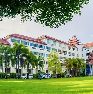 Mawlamyaing Strand Hotel Exterior photo