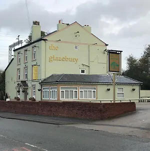 The Glazebury Bar And Restaurant With Accommodation Exterior photo
