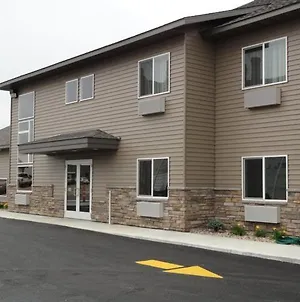 Canby Inn And Suites Exterior photo