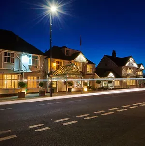 County Hotel Chelmsford Exterior photo