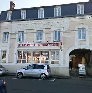 Hotel Du Commerce Terres-de-Caux Exterior photo
