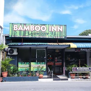 Oyo 873 Bamboo Inn Batu Ferringhi Exterior photo