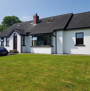 Welcome Rest Holiday Home Ballintoy Exterior photo