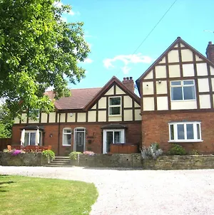 Arden Hill Farmhouse With Hot Tub And Snooker Table Villa Stratford-upon-Avon Exterior photo
