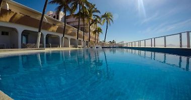 Manzanillo hotels with WiFi from 22 GBP/night 